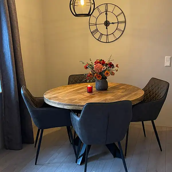 Gezellig eetkamer in appartement Hubertusblick in Landhaus Forra